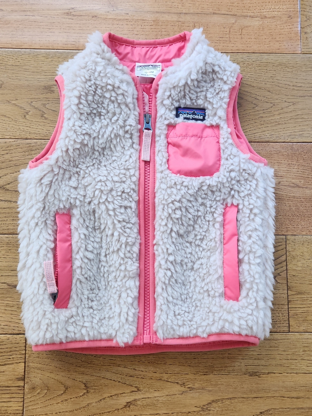 Patagonia Baby Reversible Down Sweater Vest Pink & Cream Baby 12-18M NWT